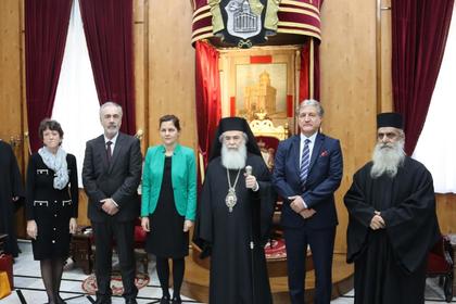 Посланик Славена Гергова и управляващият ДП-Рамалла Веселин Делчев посетиха Теофилос III, патриарх на Йерусалим